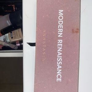 Anastasia Beverly Hills Modern Renaissance Pallet